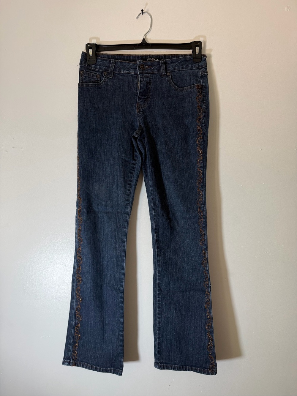 Dark Wash Women's Jeans with Side Embroidered Trim-Average Length